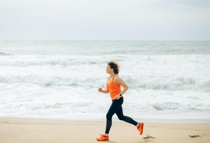 Courir sur la plage