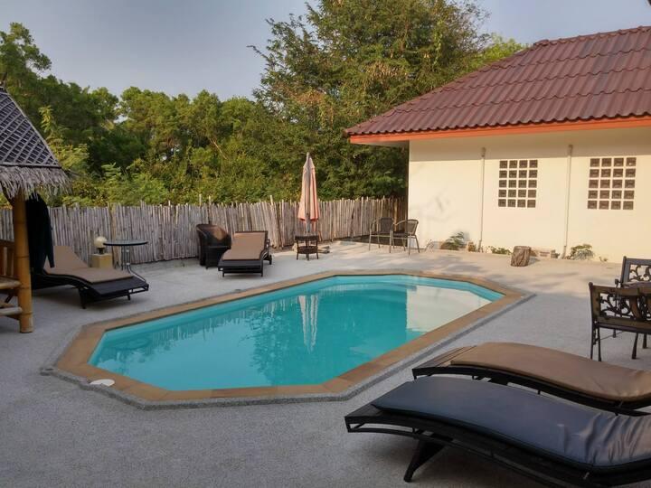 Piscine Bamboo Resort, Khanom, Thaïlande