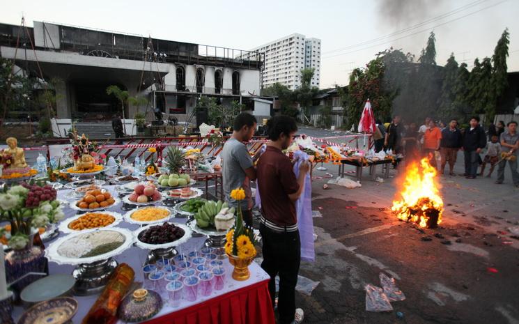 Discotheque-Santika-ceremonie-Bangkok