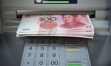 yuan a un distributeur de banque en Chine