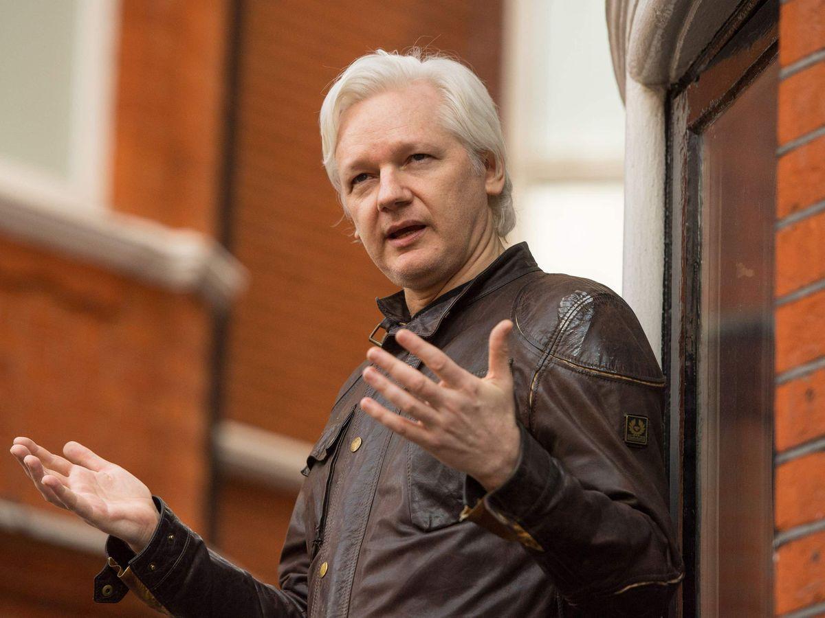 JULIAN ASSANGE défend sa liberté de presse 