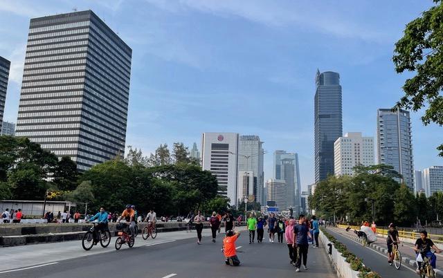 car free day jakarta