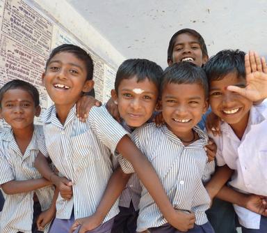 Des écoliers dans le Tamil Nadu