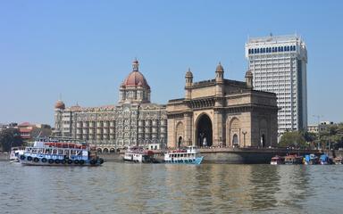 Le Taj Palace et le Gateway of India à Mumbai, symbôles de l'Inde