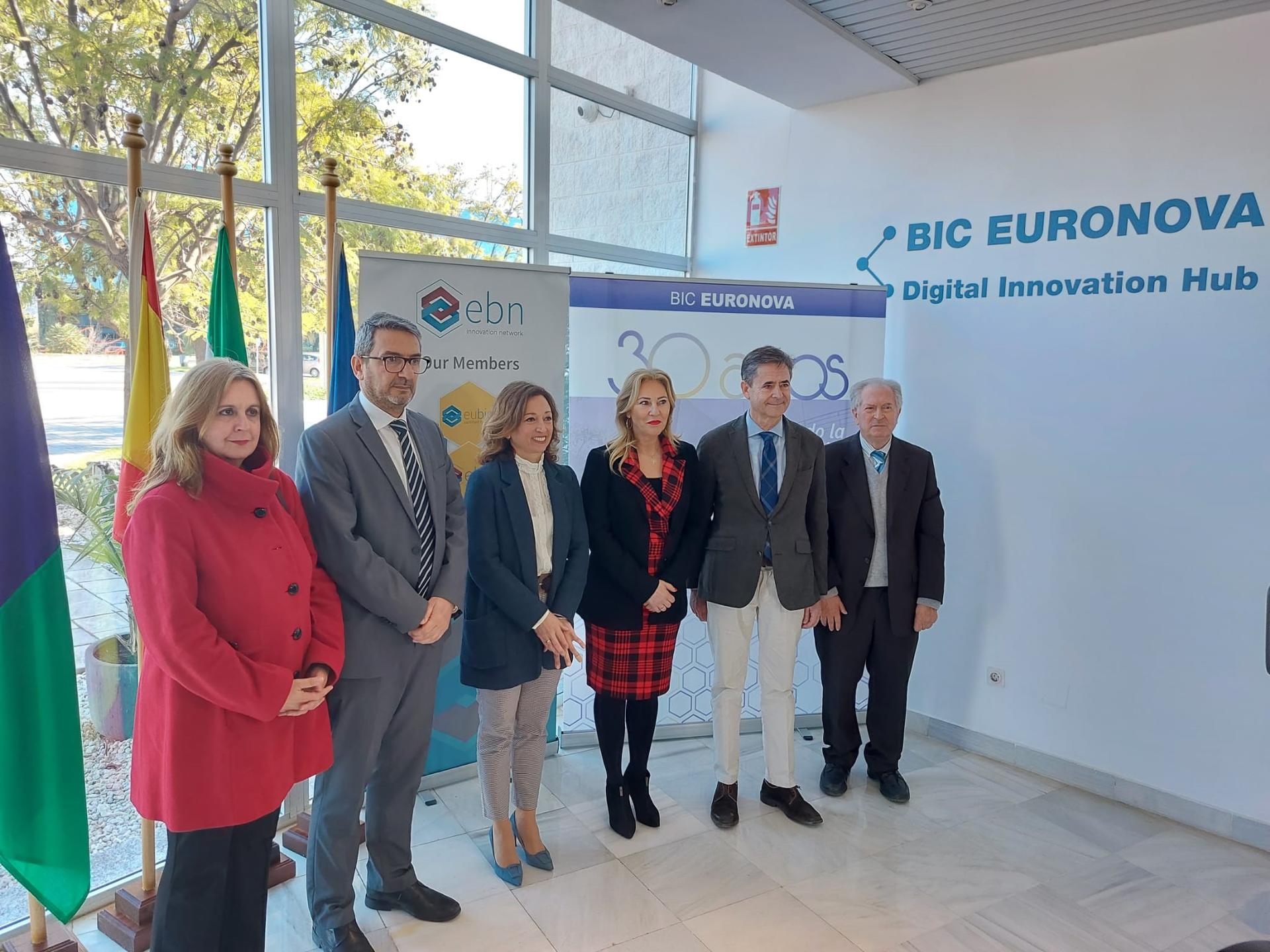 Rosa Sanchez, Carolina España, Alvaro Simon au BIC Euronova du Malaga Tech Park