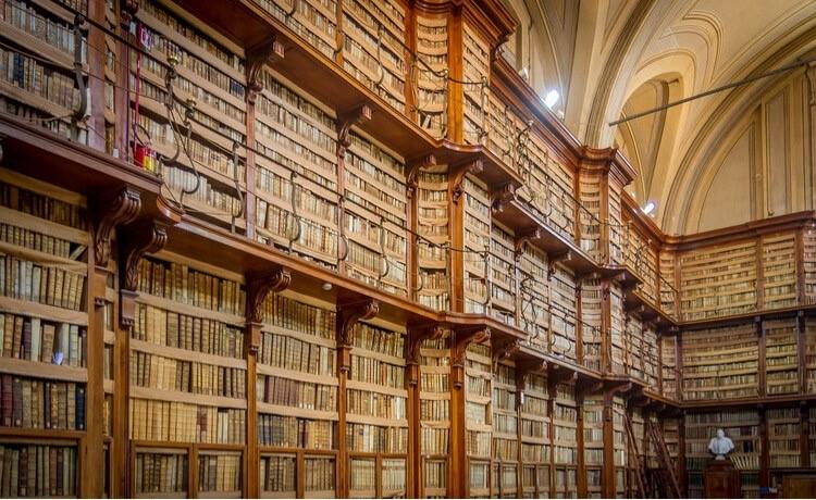 bibliothèque ancienne