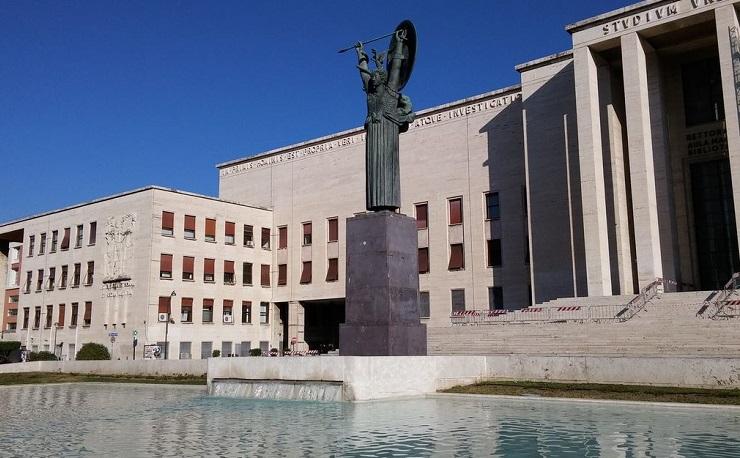 bâtiment de la sapienza de rome