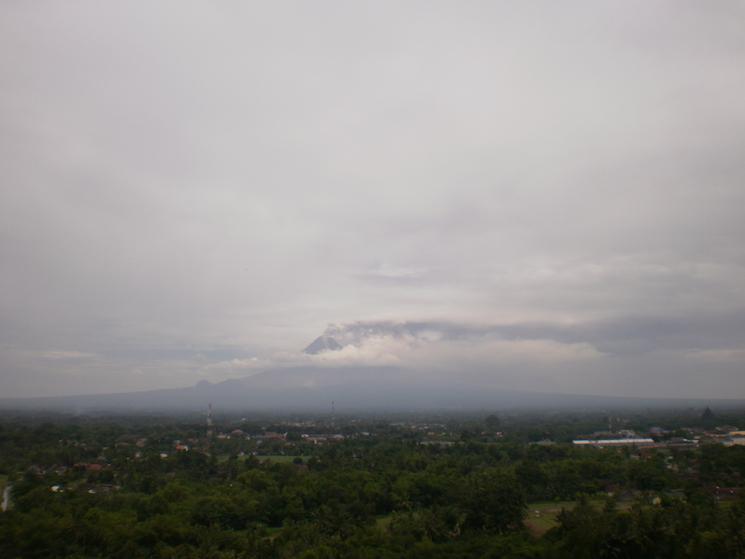 Merapi Java explosion