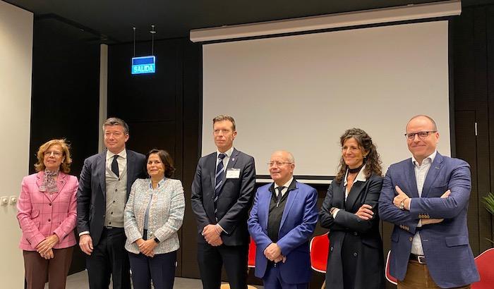 presentation du 1er barometre CCI avec Sara Bieger, Alexandre de Palmas, Margarita López-Acosta, Stéphane Vojetta, Jean-Michel Casa, Ester García Cosín et David Cabero.