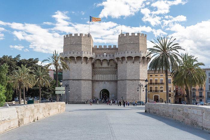 Les torres de serranos à Valencia