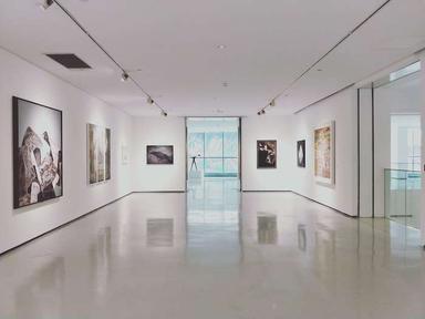 l'intérieur d'une salle d'exposition dans un musée à Alicante