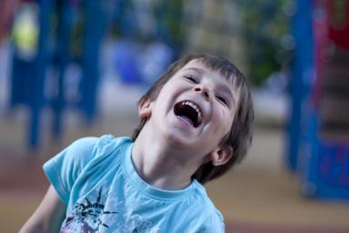 Sourire enfant heureux