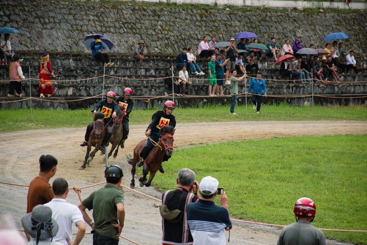 Le festival bac ha 2023 dans le nord du Vietnam 