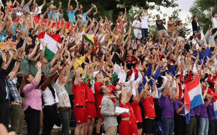 La cérémonie d'ouverture des Jeux internationaux de la jeunesse 2023, qui se sont terminés à Pau le 16 juin