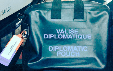 valise diplomatique