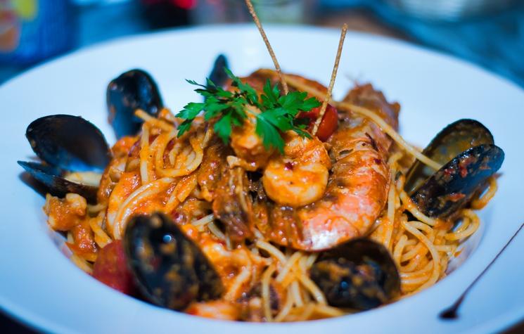 SPAGHETTIS AUX FRUITS DE MER CHZ SLAH TUNISIE