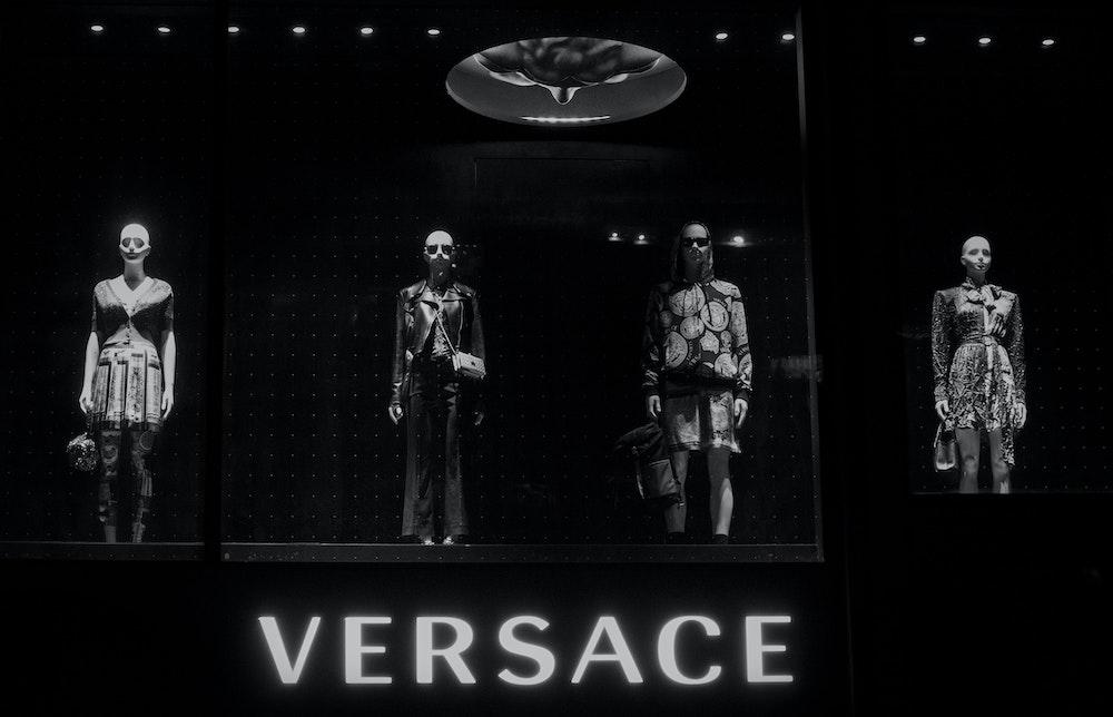 VERSACE