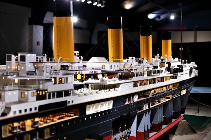 la maquette du titanic dans l'exposition à valencia 