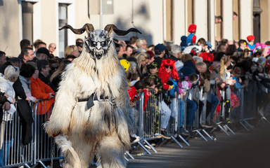 Krampus tradition baviere pere fouettard allemagne parade 2023_0