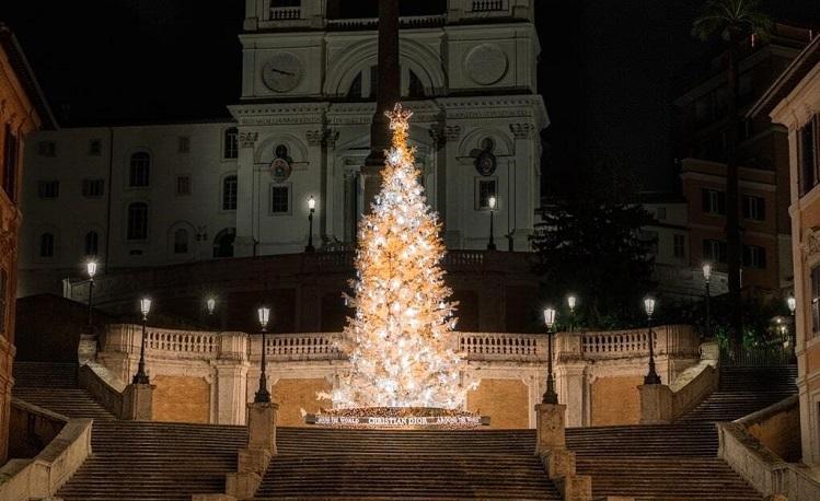 sapin blanc Dior piazza di Spagna à Rome