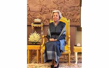 La Reine Mère Norodom Monineath Sihanouk  copie