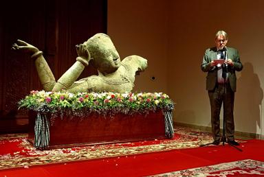  M. Fabrice Etienne, Chargé d’Affaires de l’Ambassade de France au Cambodge