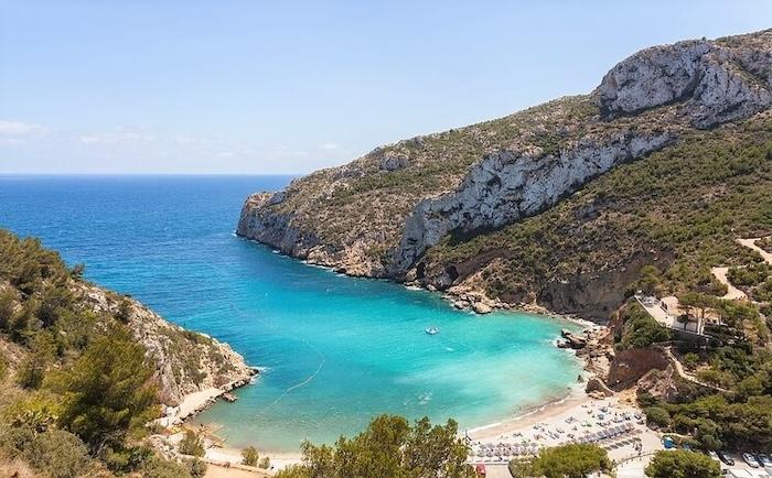 Plage de la Granadella à Javea dans la province d'Alicante