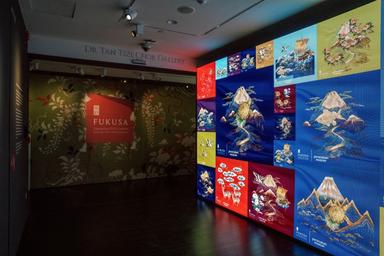 Le musée Peranakan de Singapour expose des fukusas.