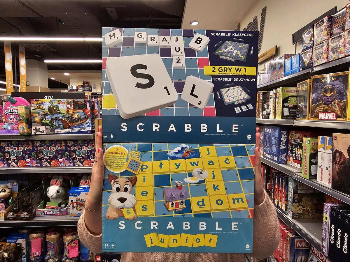 Le scrabble pour les enfants et les adultes. Photo : Bénédicte Mezeix pour Lpj.com Varsovie