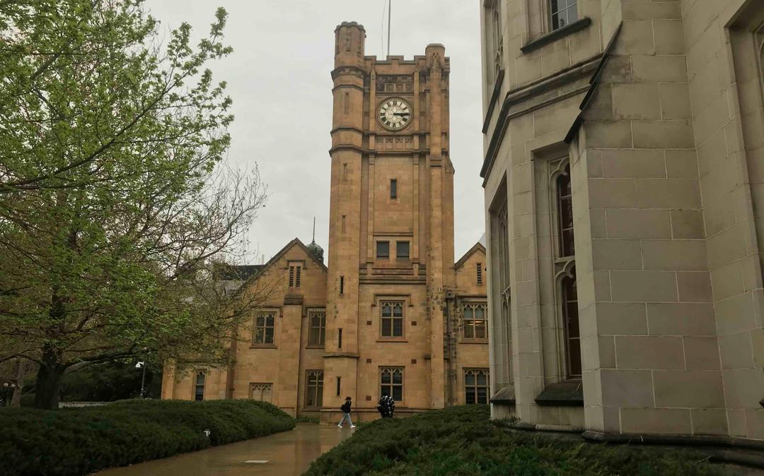 Old arts building sur le campus de Parkville de l'Université de Melbourne. crédit - Arthur Lussiana