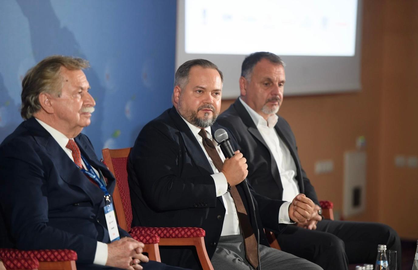 Panel 25 ans de la Pologne dans l'OTAN au Forum économique de Karpacz