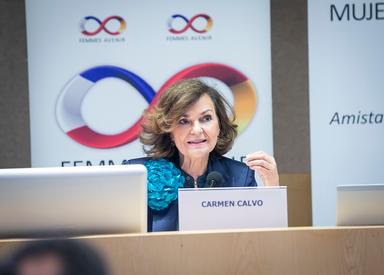 Carmen Calvo, présidente du Conseil d'État, invitée à Madrid par l'association d'amitié hispano française "Mujeres Avenir" 