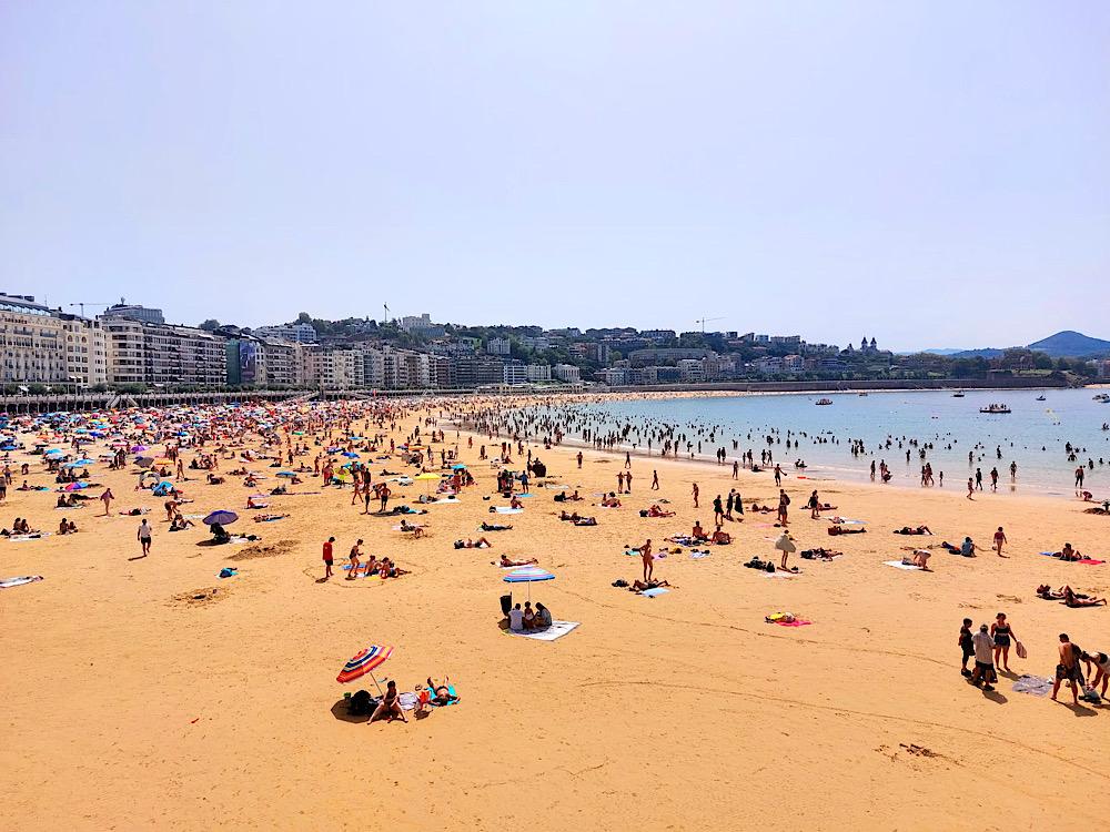 Plage de Concha. Zen Life (Unsplash)