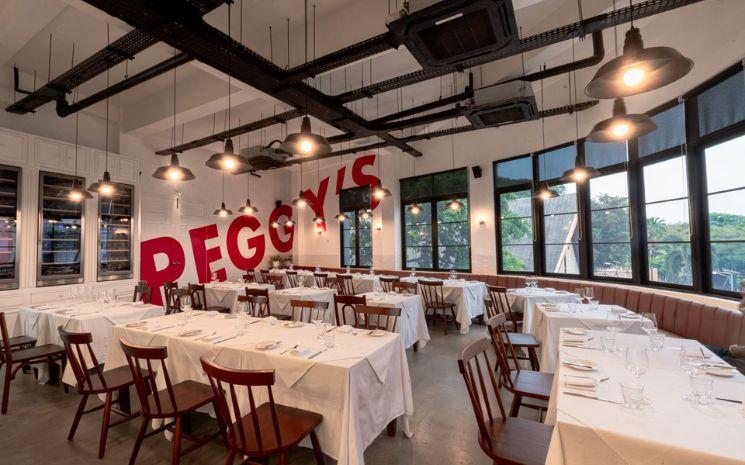 La salle de restaurant Peggys Brass Knuckles