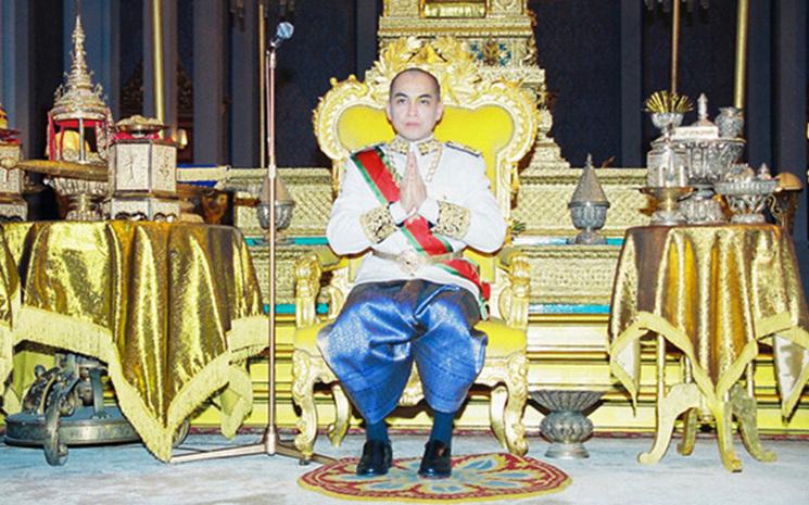 Norodom Sihamoni, Roi du Cambodge