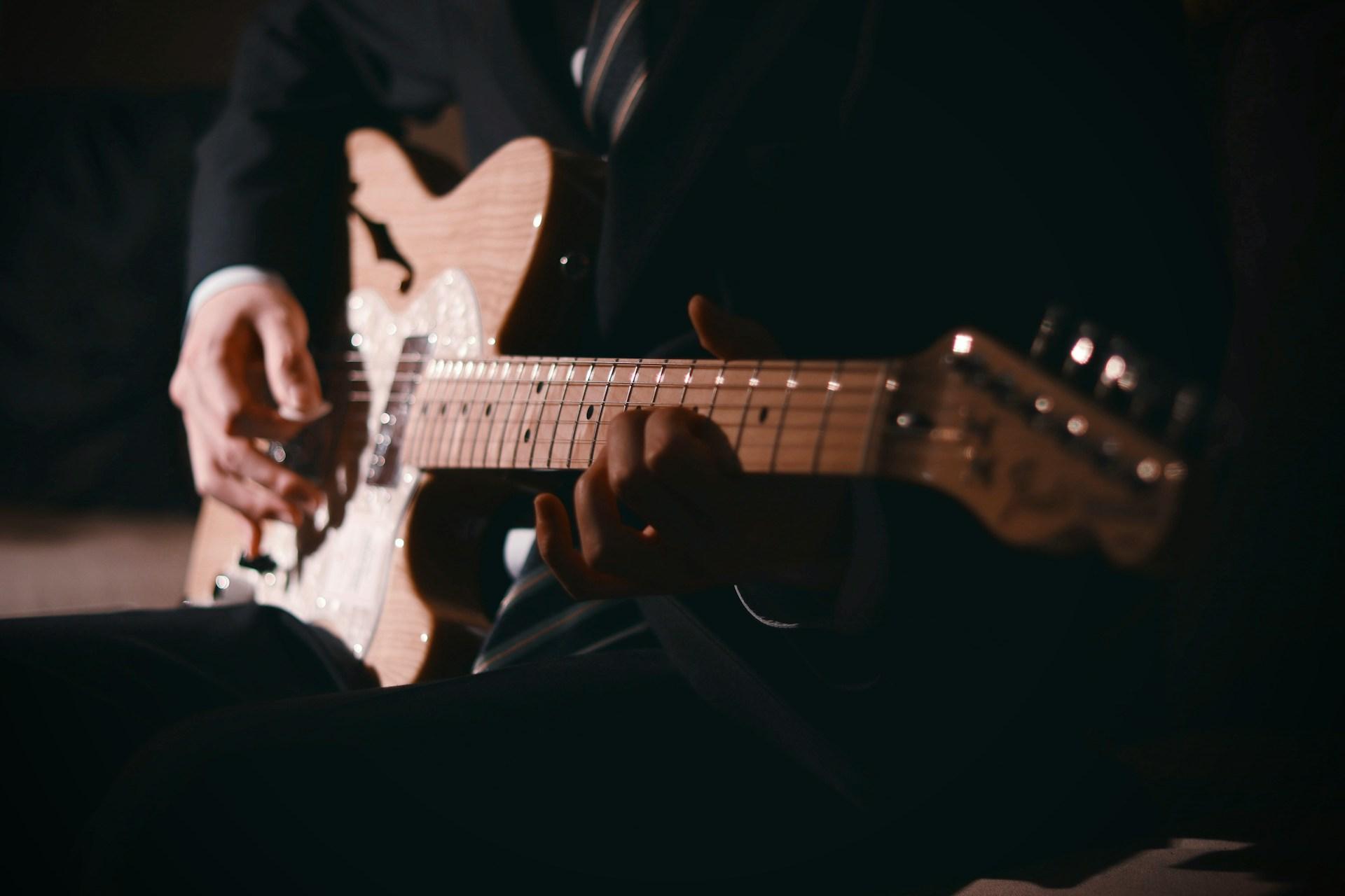 une guitare telecaster