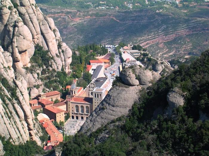 monastère de montserrat dans les montagnes de Catalogne