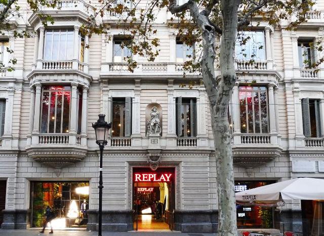 passeig de gracia a barcelone