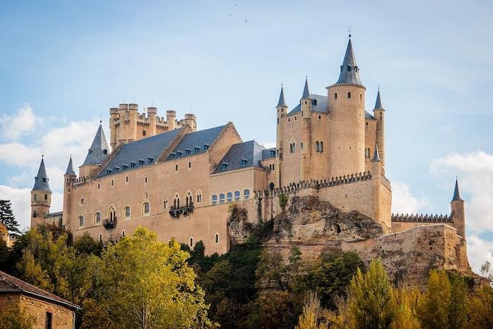 chateau Alcázar à Segovie en Espagne