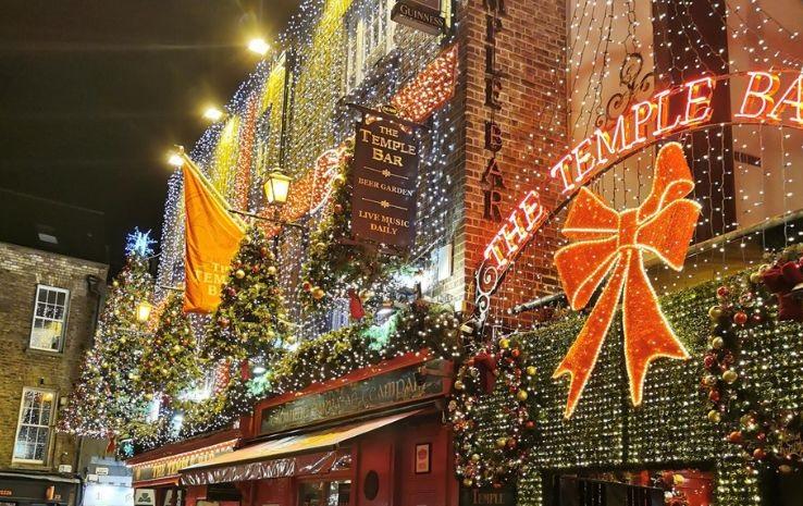 decos de noel à temple bar, Dublin