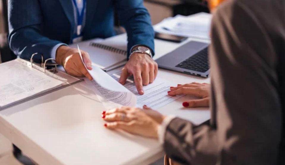 Signature d’un prêt bancaire