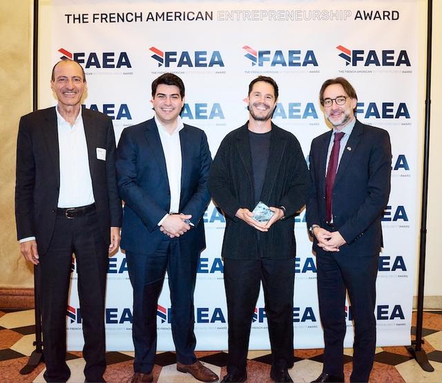 Les lauréats du FAEA 2025 avec le Consul Cédrik Fouriscot