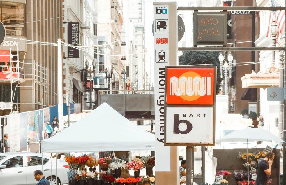 Une station de Bart et  Muni à San Francisco