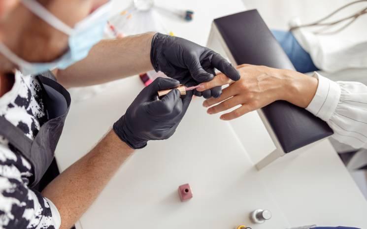 Prothésiste ongulaire