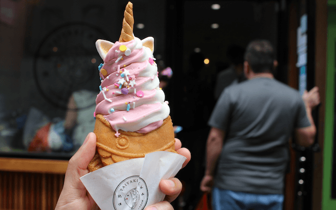 En moyenne, les Américains mangent près de 9 kg de crème glacée par an, soit environ 15 litres, d'après l'International Dairy Foods Association (IDFA). Crédit : Shinya Suzuki. CC BY-ND 2.0.