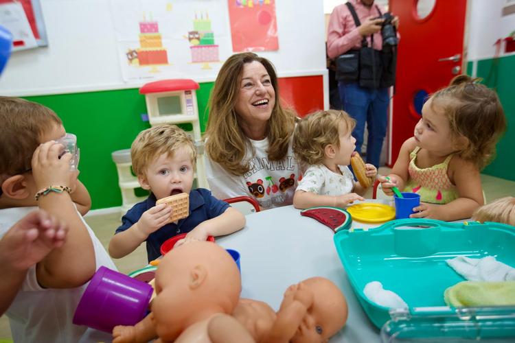 Centre préscolaire Arco e Iris à Séville (@MC_CastilloMena)