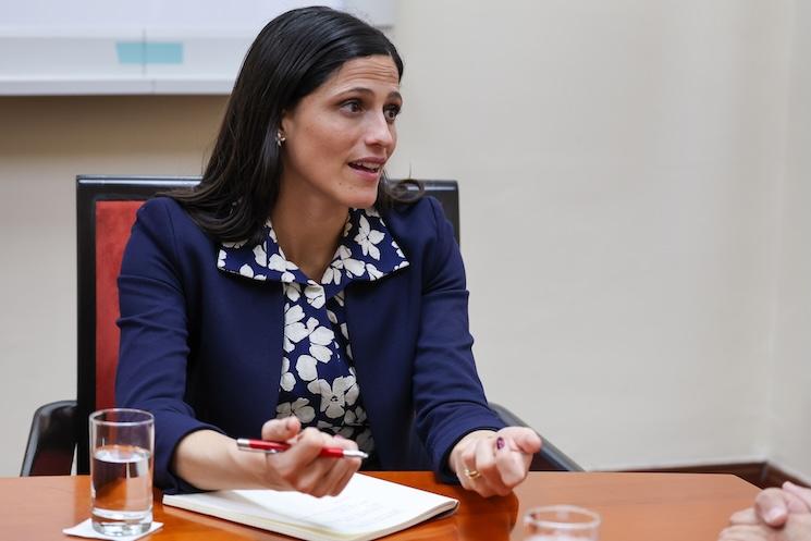 eleonore caroit, députée des Français d'Amérique latine et des Caraibes