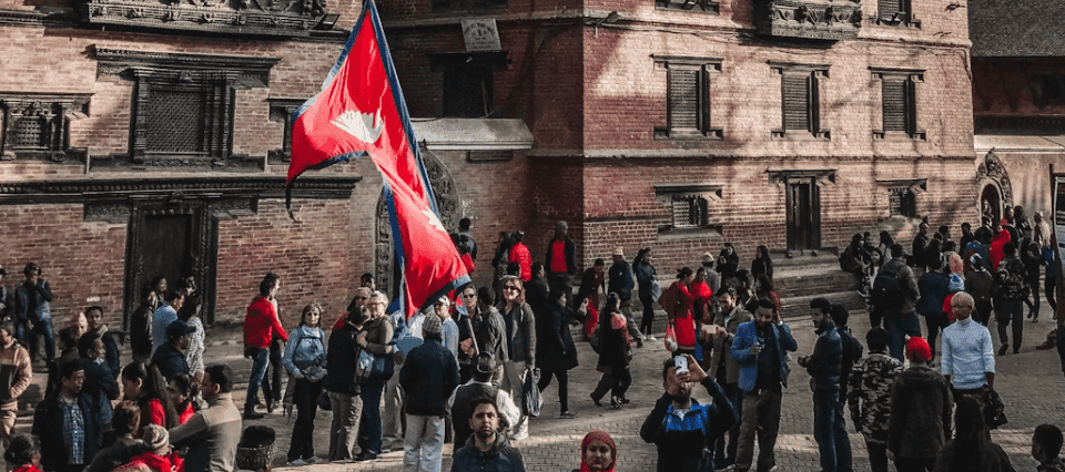 Manifestants qui se réunissent à Katmandou