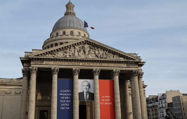 Le Panthéon en octobre 2025 pour l'entrée de Robert Badinter