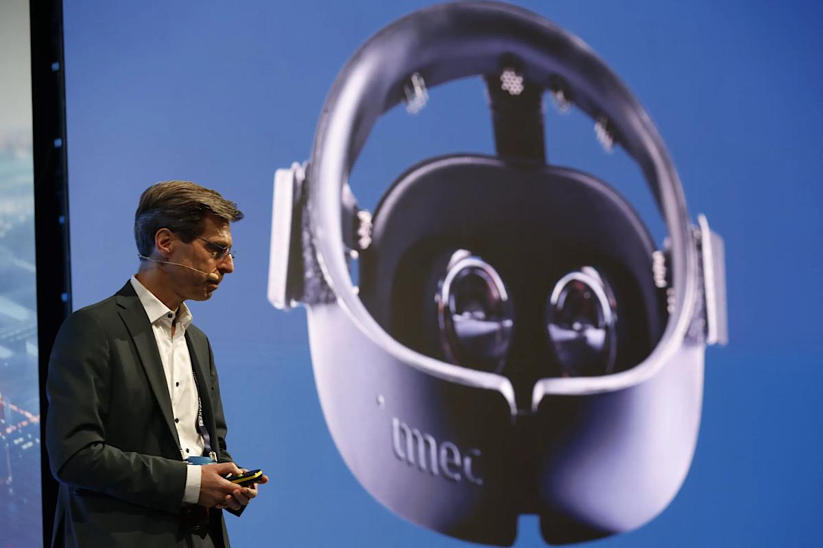 Le directeur général d’IMEC Espagne, Karen Van Gils, lors du Imec Technology Forum Spain 2025 /@EFE_Andalucia (Sur X)